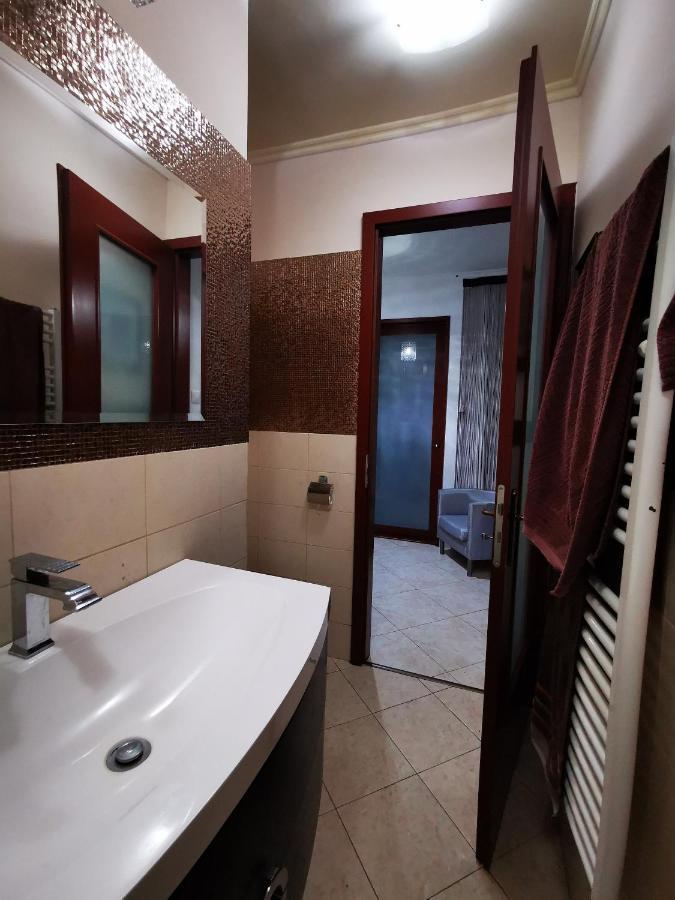 Luxury Basement In The Surrounding Of Budapest Lejlighed Mogyoród Eksteriør billede